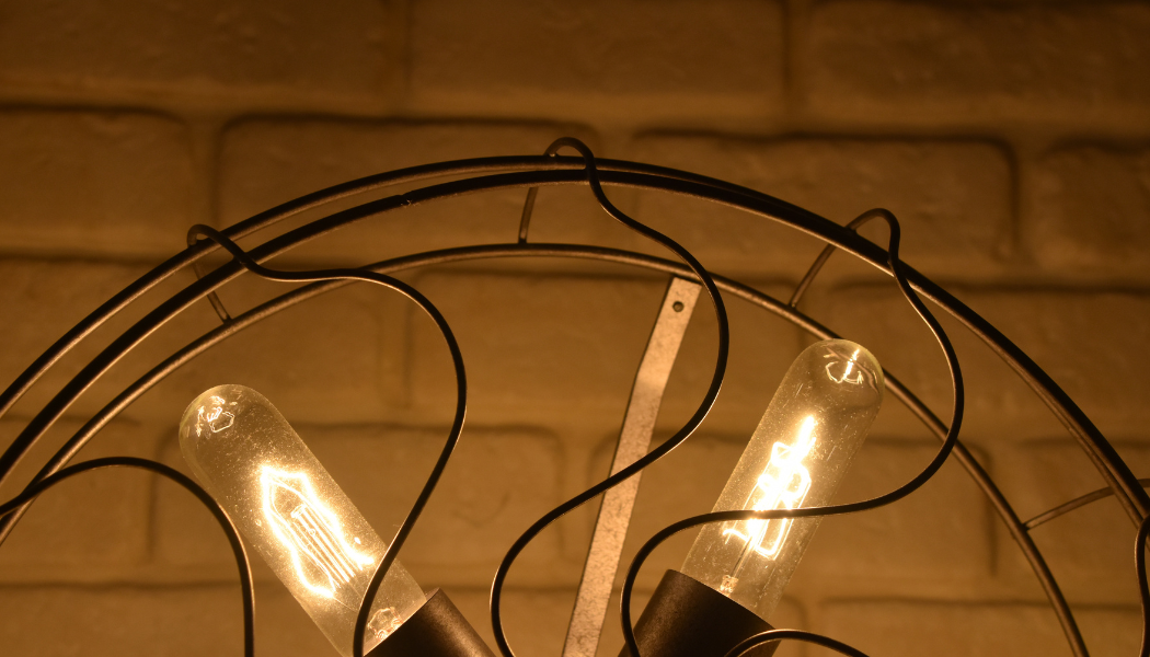 exemple de lampe en métal